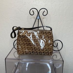 ⭐️ RARE ⭐️ VTG AUTHENTIC Fendi coated canvas Shoulder bag